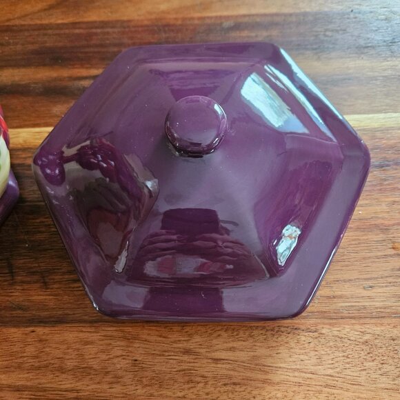 Nonnies hand painted ceramic cookie jar with purple top fruit motif - Picture 4 of 13